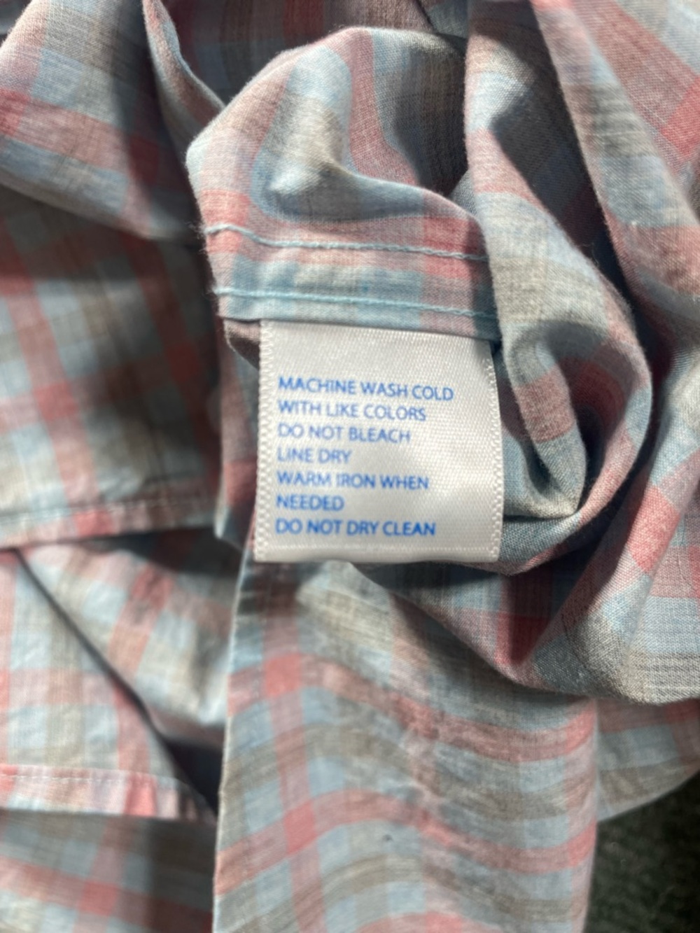 Southern‎ Tide Men's Button-Down Plaid Shirt in Pink and Light Blue - Picture 4 of 8